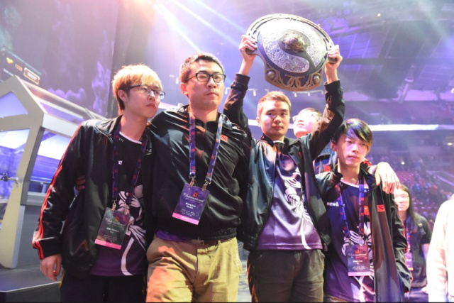 韩网评选LPL夏季赛最佳阵容：Tian当选赛季MVP