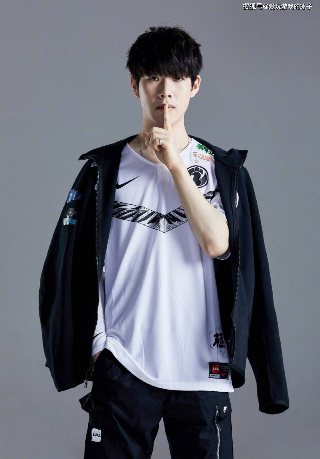 NAVI距离晋级BLAST.tv奥斯丁Major 2025季后赛仅一步之遥